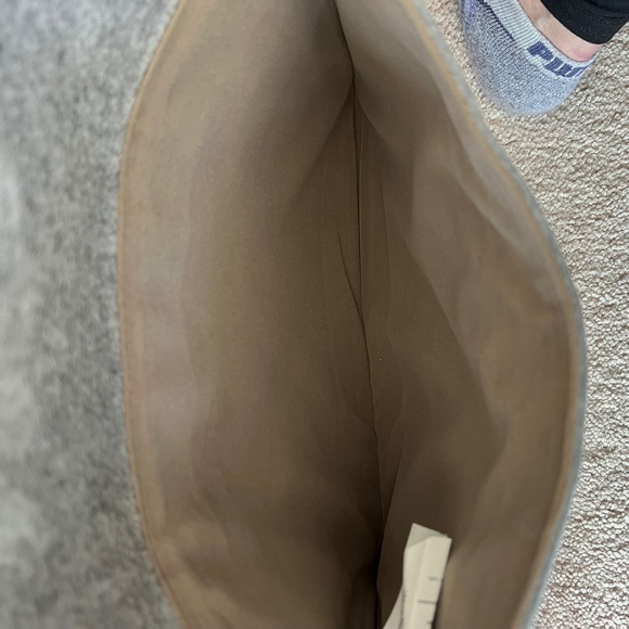 Amazon Basic Computer Sleeve - Picture 5 of 5